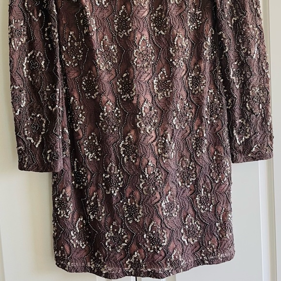 Aidan Mattox Long-Sleeve Sequin Cocktail Dress 6 - Picture 6 of 12